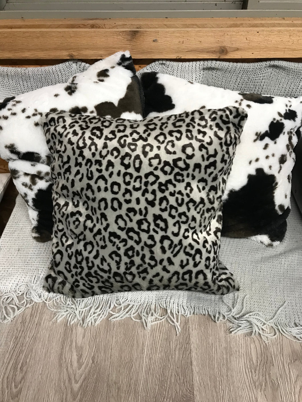 Leopard Plush Pillow Cover