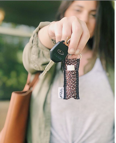 LippyClip® Leopard with Black Border