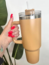 Ready To Ship 40 and 30 oz mugs with handle
