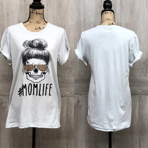 #MomLife Skull Bun Short Sleeve Tee