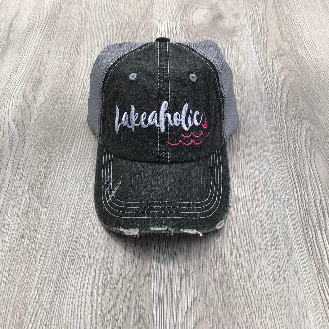Lakeaholic Trucker Hat